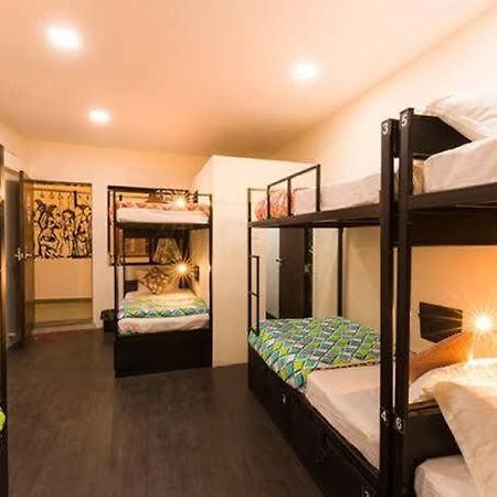 Friends Hostel And Pg House 孟买 外观 照片